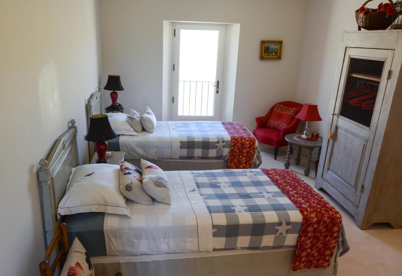 Bed and Breakfast La Bastide Neuve Joucas Exterior foto